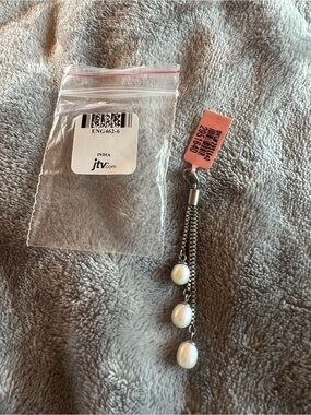 JTV Three Freshwater Pearl, Silver Tone Pendant, no chain, new with tags